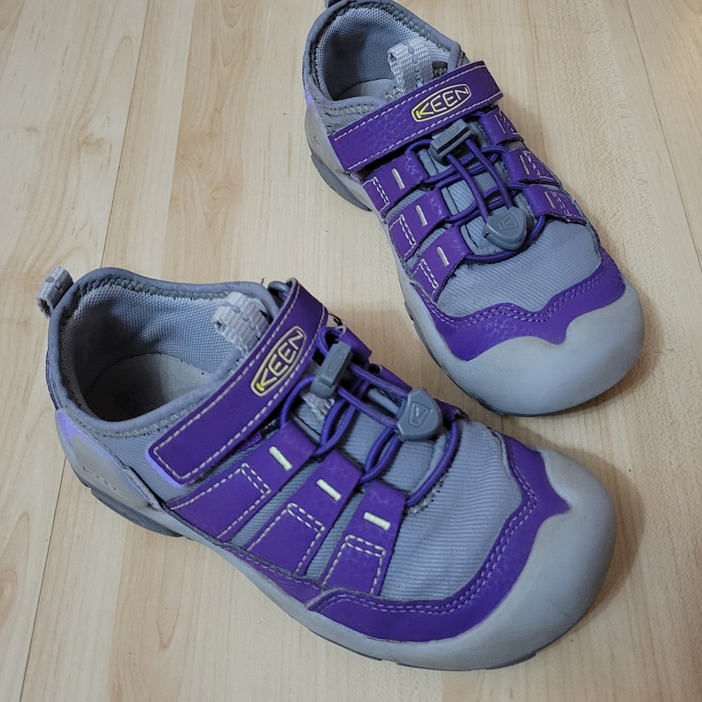 Keen girls shoes